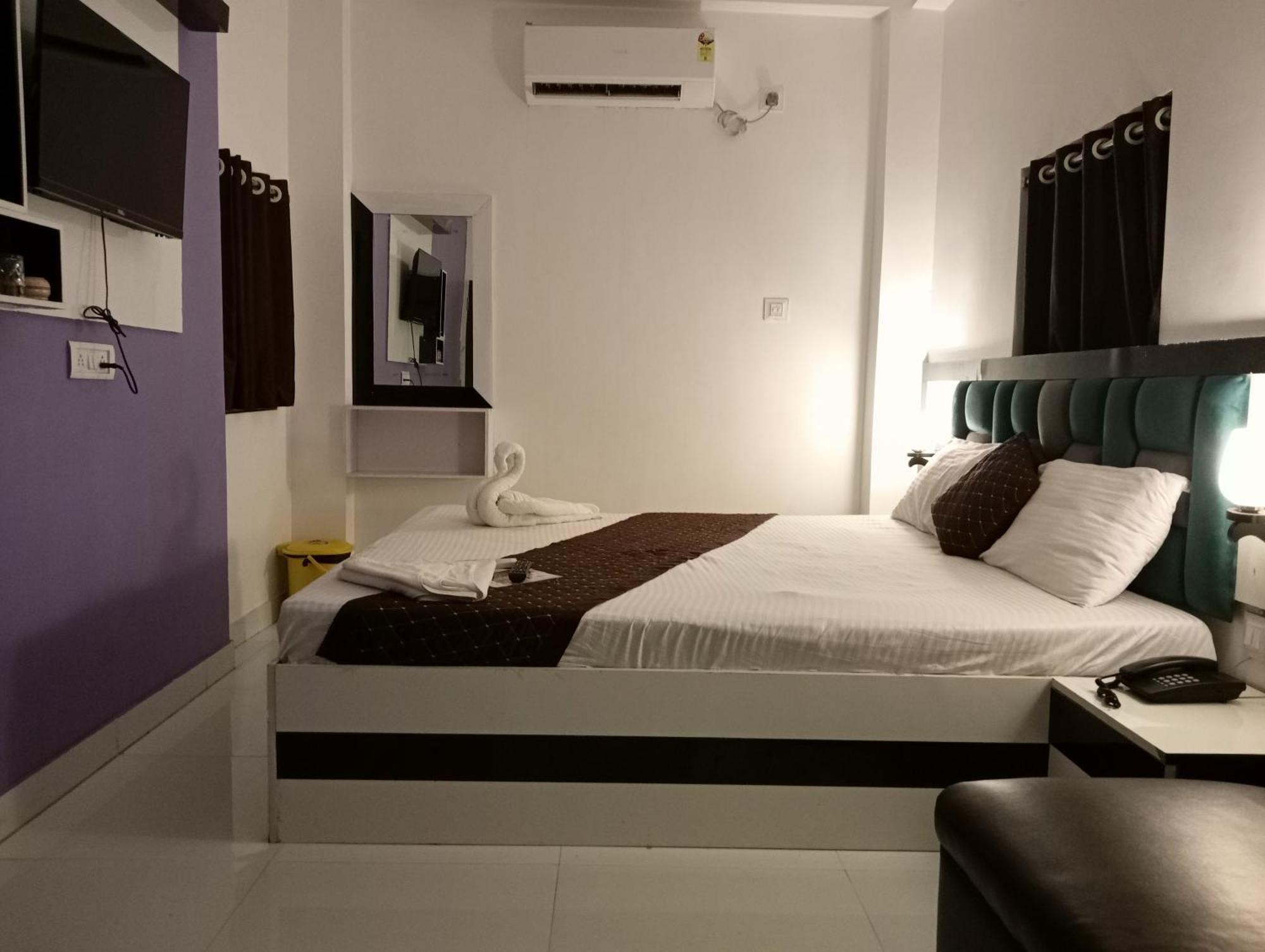 Hotel Green Leaf Kolkata Exterior photo